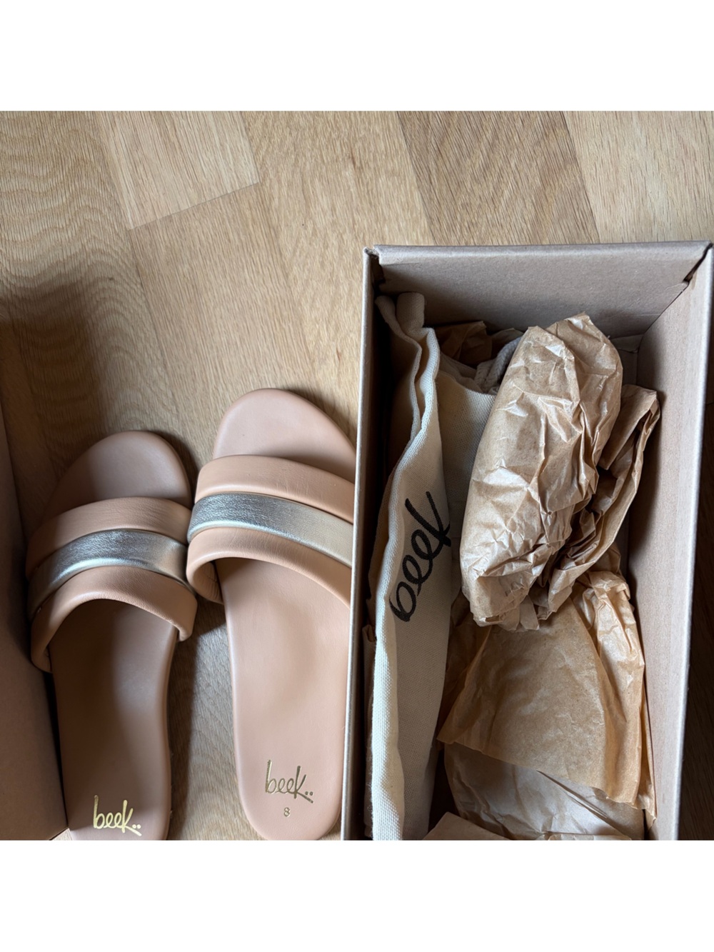 NIB Beek Calibird Platinum/Beach sandal flat - size 8 - Picture 9 of 13